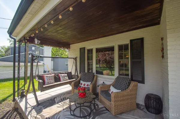 9011 Foxhunter Ln, Symmes Twp, OH 45242