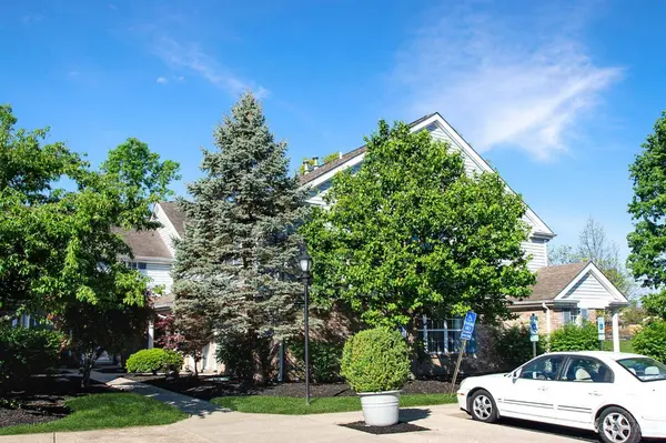 9723 Timberview Ct, West Chester, OH 45241