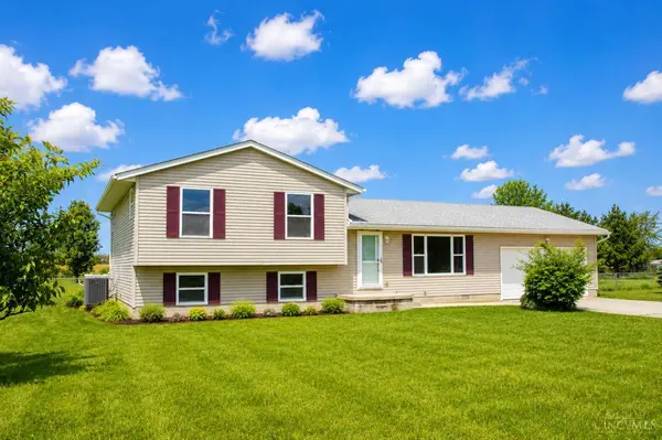 816 Farmers Rd, Washington Twp, OH 45177