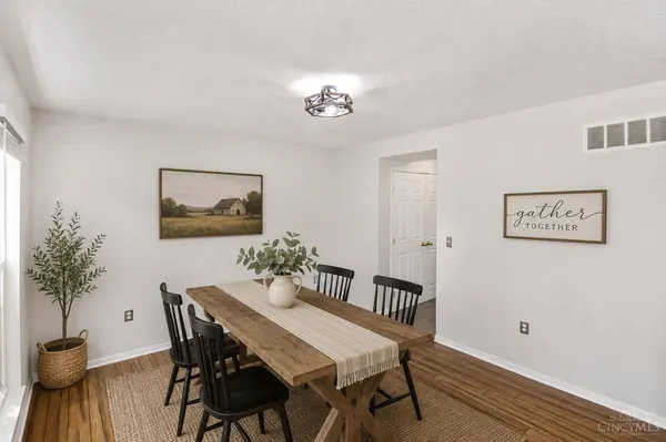 6067 Weber Oaks Dr, Miami Twp, OH 45140