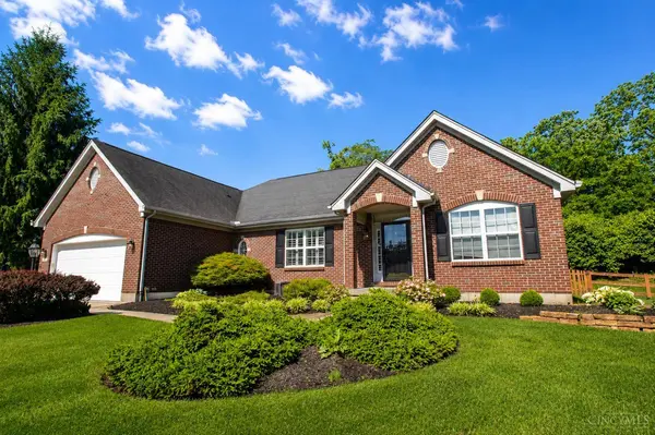 8 Belmont Ln, Monroe, OH 45050