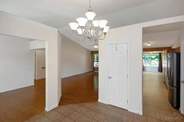 219 Shanda Dr, Monroe, OH 45050