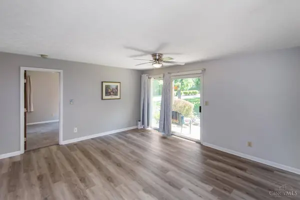 5990 Meadow Creek Dr #2, Miami Twp, OH 45150