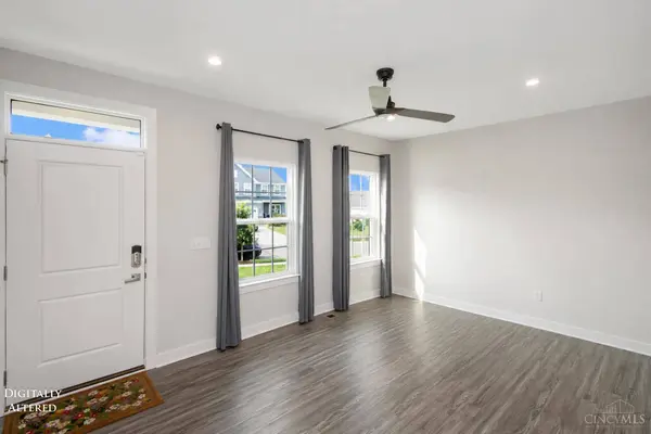 1278 Autumn Ridge Dr, Lebanon, OH 45036