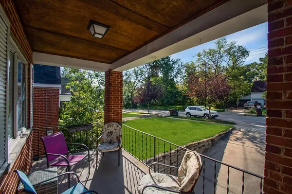16 E 43rd Street, Latonia, KY 41015