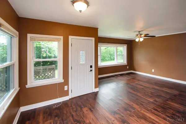 8141 Lesourdsville West Chester Rd, West Chester, OH 45069