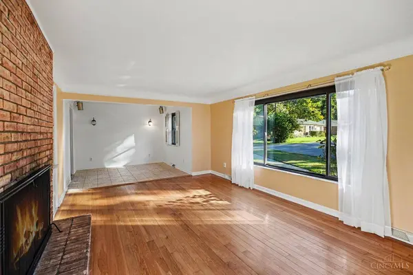 721 Ridgewood Ln, Miami Twp, OH 45150