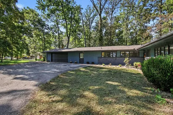 615 Forest Lake Dr, Union Twp, OH 45177