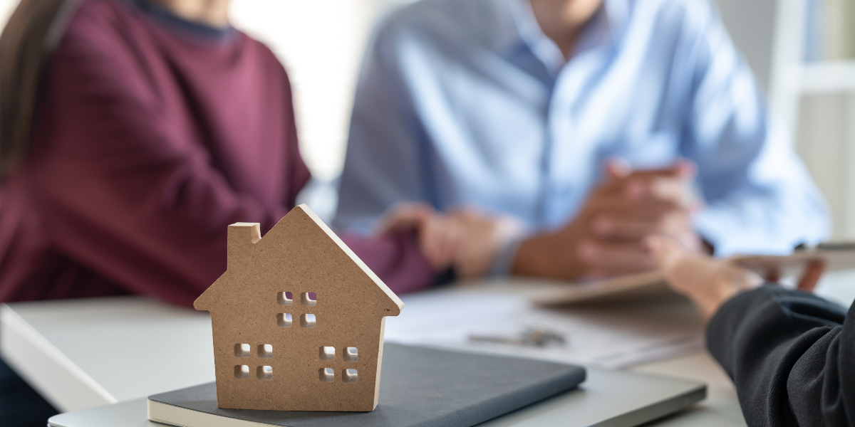 How We Help Buyers Navigate Waterfront Condo Fees With Confidence