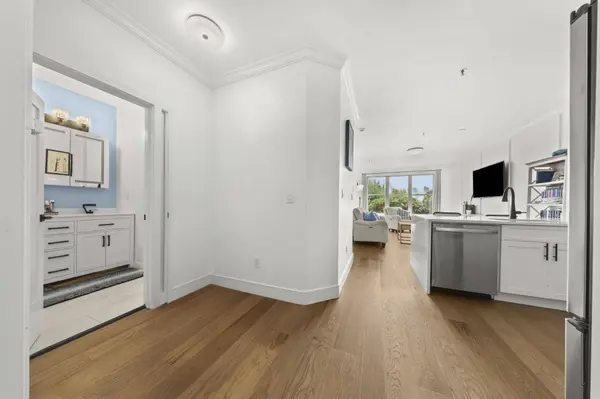 26 AVENUE AT PORT IMPERIAL  #137, West New York, NJ 07093