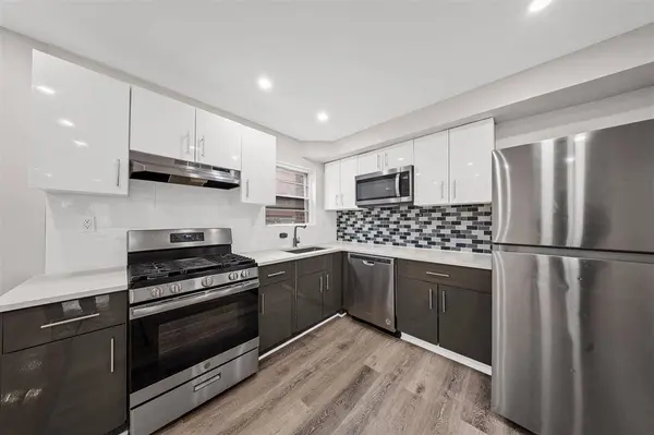 54 COLLEGE ST, Jc West Bergen, NJ 07305