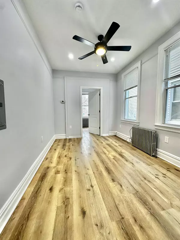 160 VAN NOSTRAND AVE  #1, Jc Greenville, NJ 07305