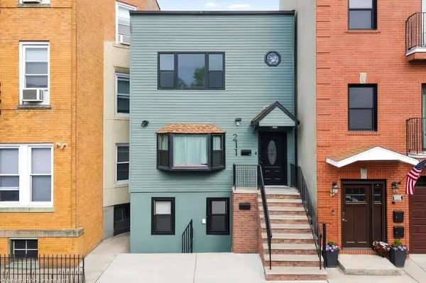 211 NEW YORK AVE  #2, Jc Heights, NJ 07307