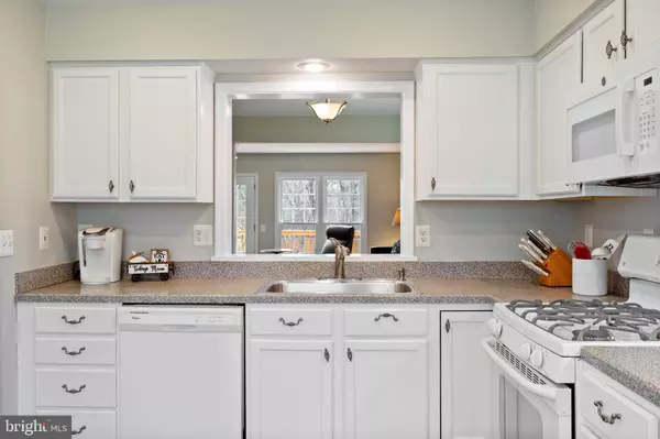 20910 PIONEER RIDGE TER, Ashburn, VA 20147