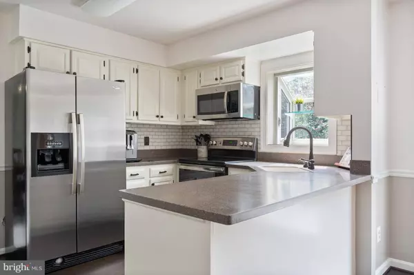 5433 LOMAX WAY, Woodbridge, VA 22193