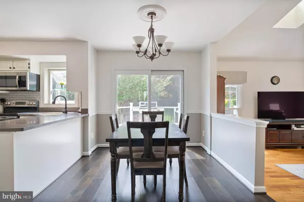 5433 LOMAX WAY, Woodbridge, VA 22193