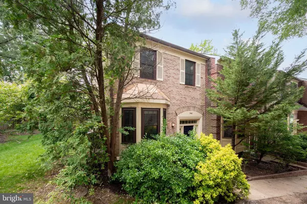 5442 BARRISTER PL, Alexandria, VA 22304