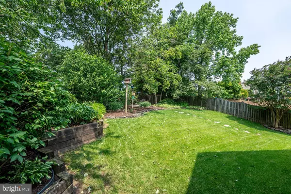 5728 BARBMOR CT, Alexandria, VA 22310