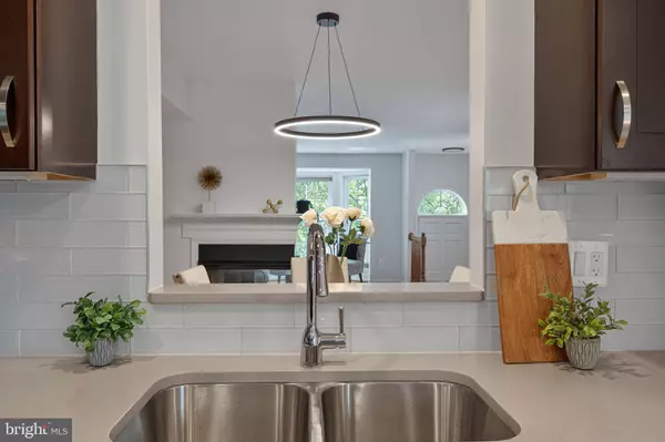 13174 KIDWELL FIELD RD, Herndon, VA 20171