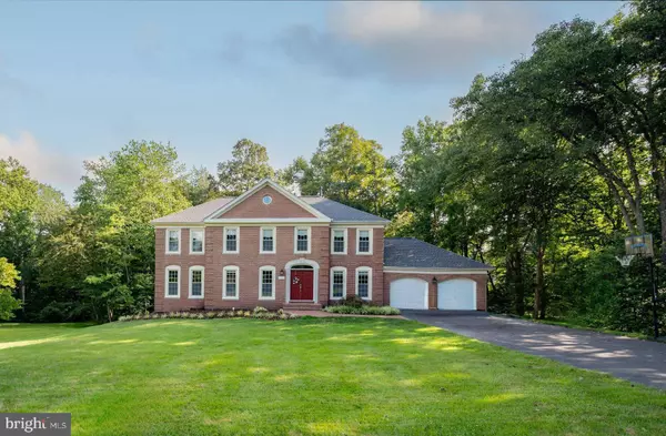 9717 RAMBLING RIDGE CT, Fairfax Station, VA 22039