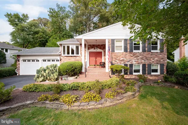 6013 LAMONT CT, Springfield, VA 22152