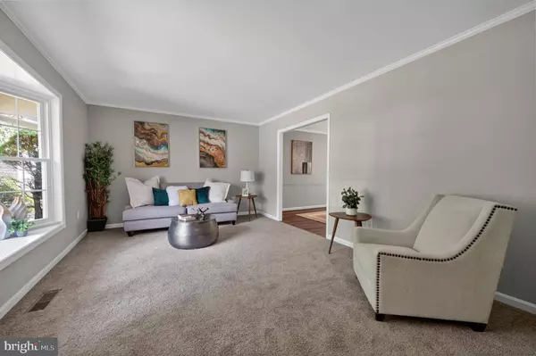 8105 VIOLA ST, Springfield, VA 22152