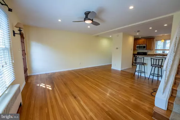 2913 MOSBY ST, Alexandria, VA 22305