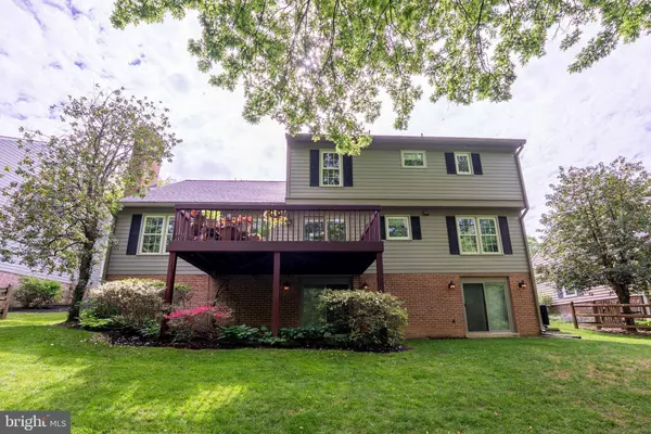 9104 PARLIAMENT DR, Burke, VA 22015