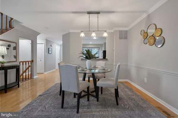 7212 LENSFIELD CT, Alexandria, VA 22315