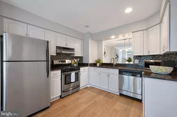 7212 LENSFIELD CT, Alexandria, VA 22315