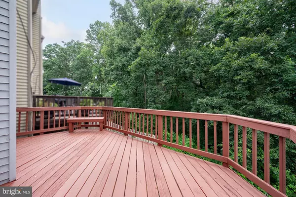 7212 LENSFIELD CT, Alexandria, VA 22315