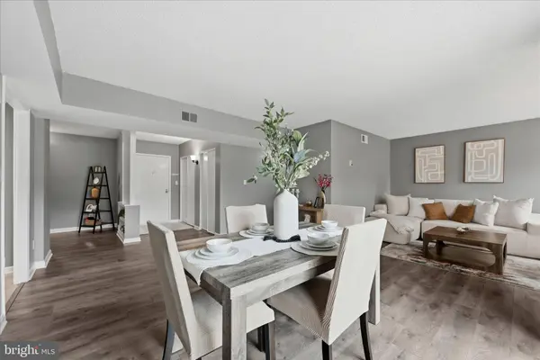 803 N HOWARD ST #152, Alexandria, VA 22304