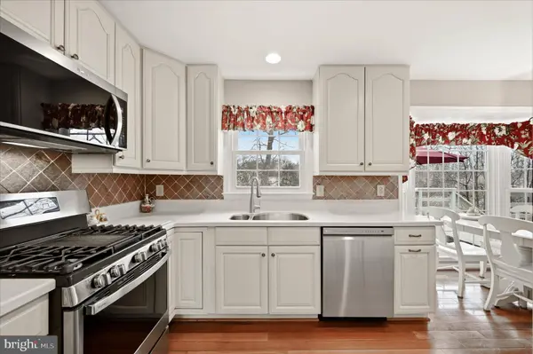 7001 EBBTIDE LN, Burke, VA 22015