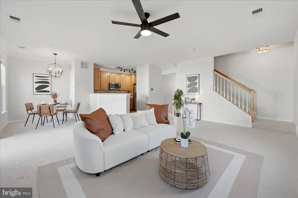 13046 CABIN CREEK RD, Herndon, VA 20171