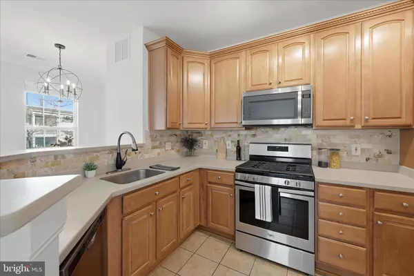 13046 CABIN CREEK RD, Herndon, VA 20171