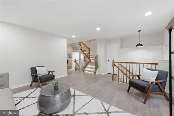 20368 BURNLEY SQ, Sterling, VA 20165