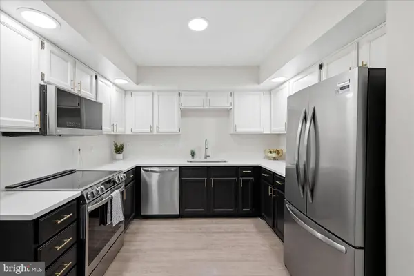 20368 BURNLEY SQ, Sterling, VA 20165