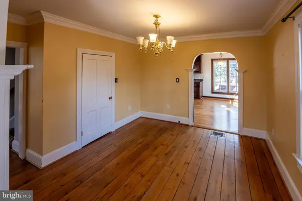2201 SALISBURY RD, Silver Spring, MD 20910