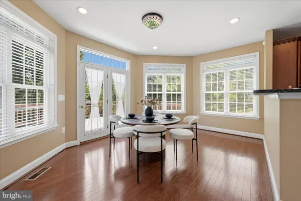 5466 BANTRY CT, Woodbridge, VA 22193