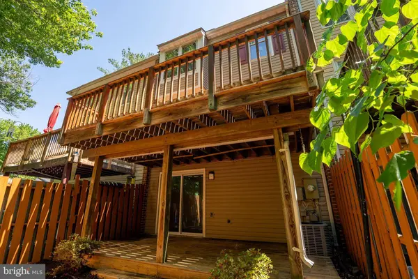 3251 FOOTHILL ST, Woodbridge, VA 22192