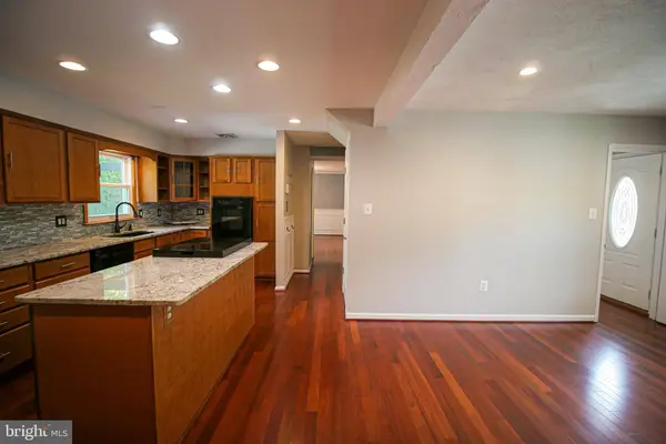 13210 NICKLESON DR, Woodbridge, VA 22193