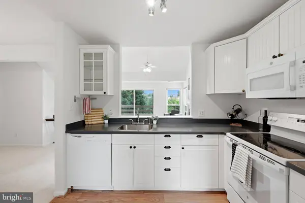 6605 JUPITER HILLS CIR #J, Alexandria, VA 22312