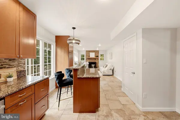 3302 GENTLE CT, Alexandria, VA 22310