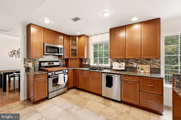 3302 GENTLE CT, Alexandria, VA 22310