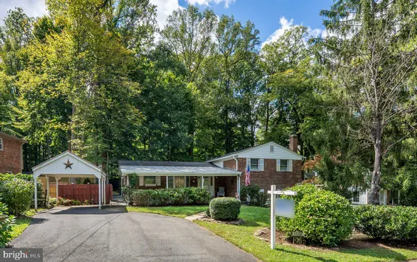 5008 LINETTE LN, Annandale, VA 22003