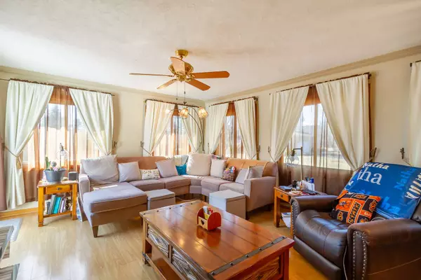 3104 Pendleton CT, St. Charles, IL 60175