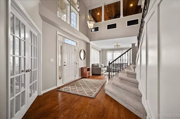 2724 Briargate CT, West Chicago, IL 60185