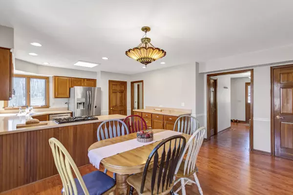 500 HIGHLAND AVE, Algonquin, IL 60102