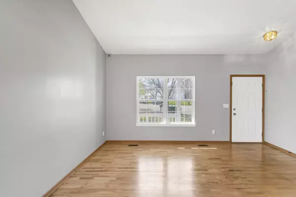 321 Ramsey DR, Romeoville, IL 60446