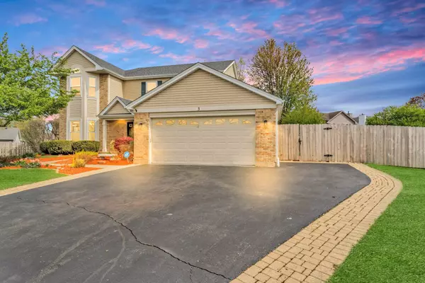 3 Regal CT, Algonquin, IL 60102